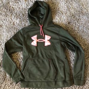Women’s Under Armour Sweatshirt